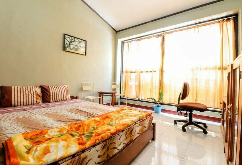 호텔 Nabhan Homestay