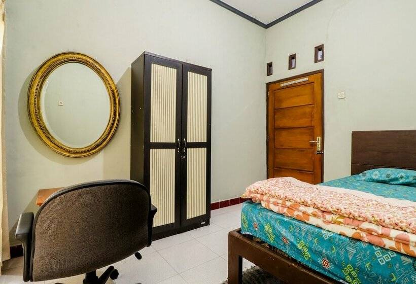 호텔 Nabhan Homestay