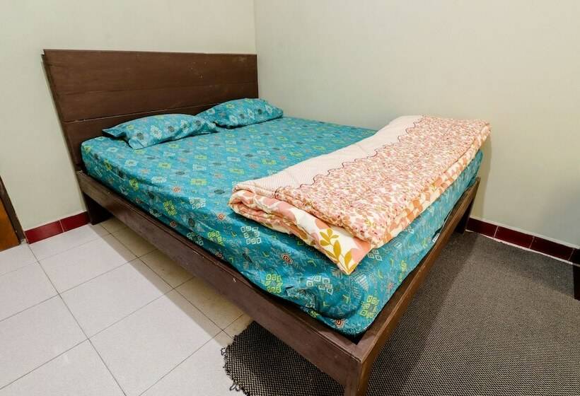 호텔 Nabhan Homestay