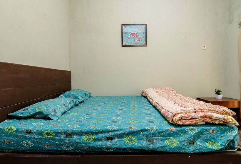 호텔 Nabhan Homestay