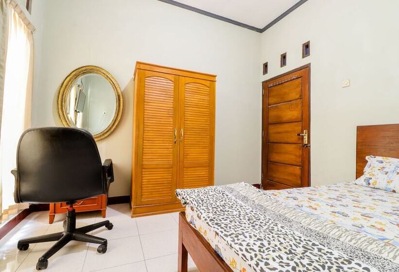 호텔 Nabhan Homestay