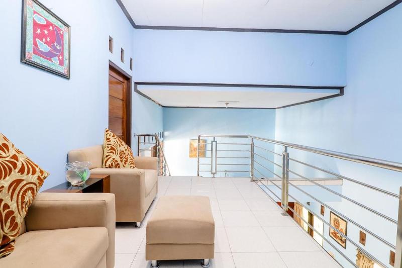 호텔 Nabhan Homestay