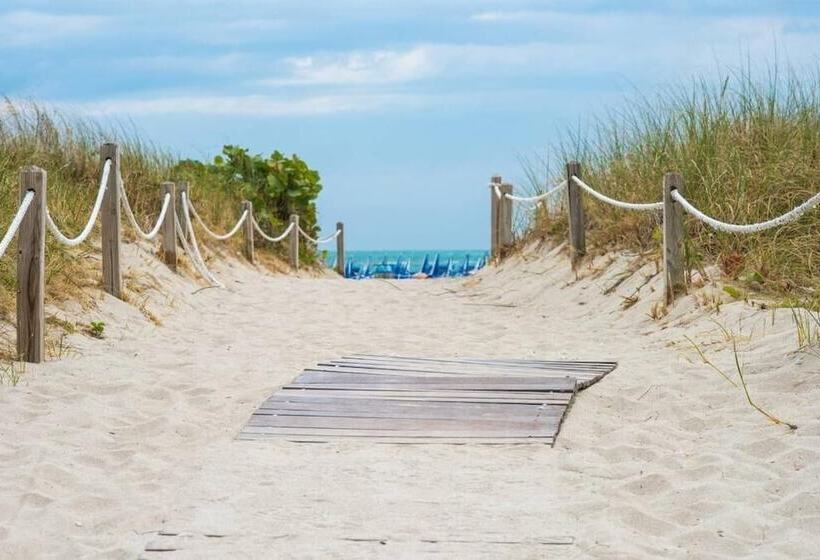 ホテル Ocean Beach Suites