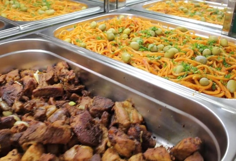 Отель Oliveiras