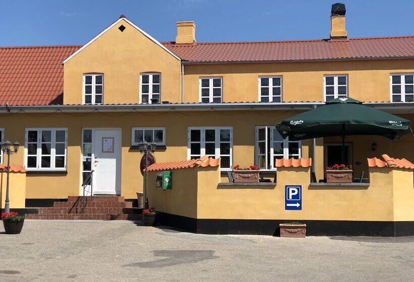 בית מלון כפרי Orø Kro &