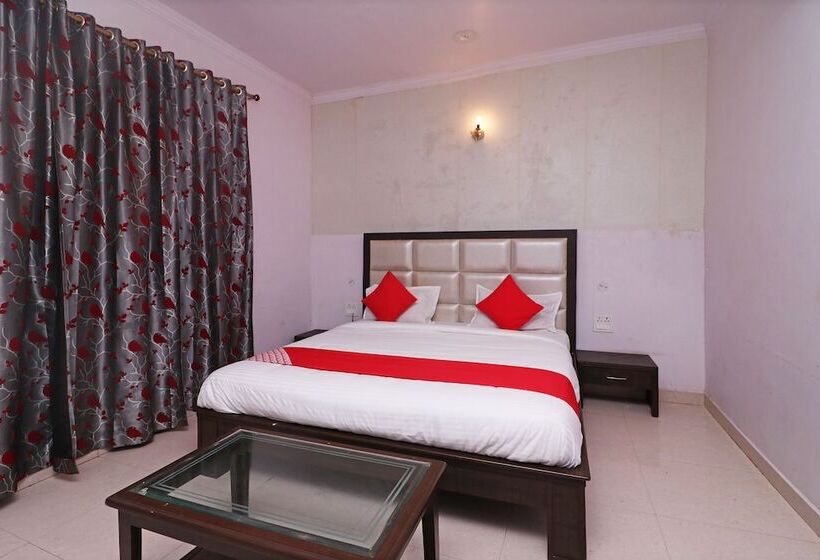 فندق Oyo 45787 Mangalam Resort