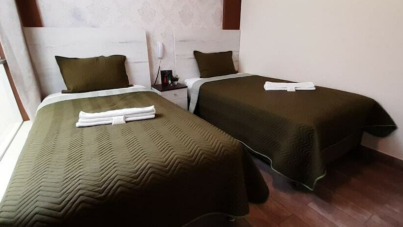 هتل Piedra Blanca Luxury