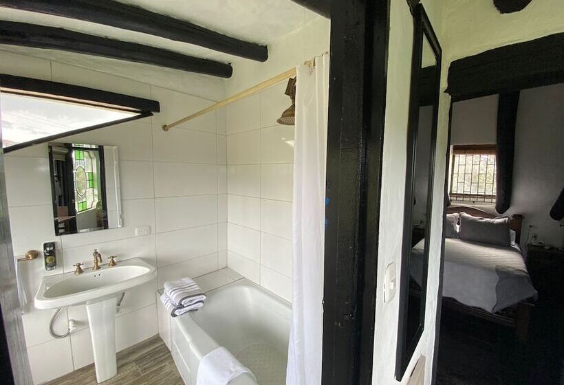 בית מלון כפרי Posada Café La Huerta