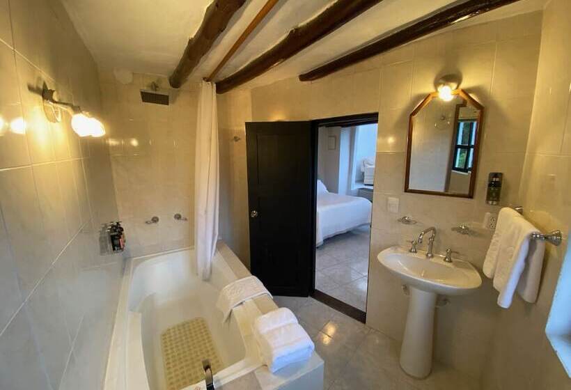 בית מלון כפרי Posada Café La Huerta