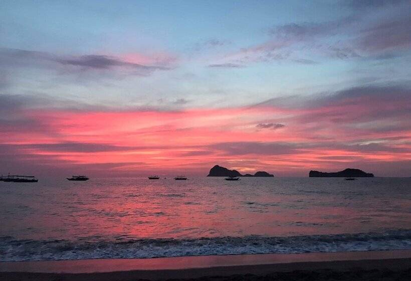 호텔 Pundaquit Luxury Resort