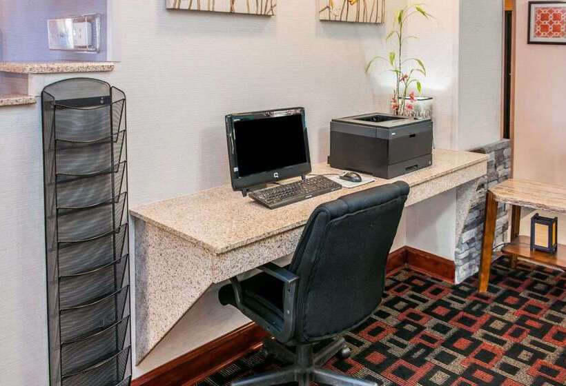 هتل Quality Inn And Suites South Bend