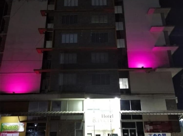 בית מלון כפרי Rivera Central