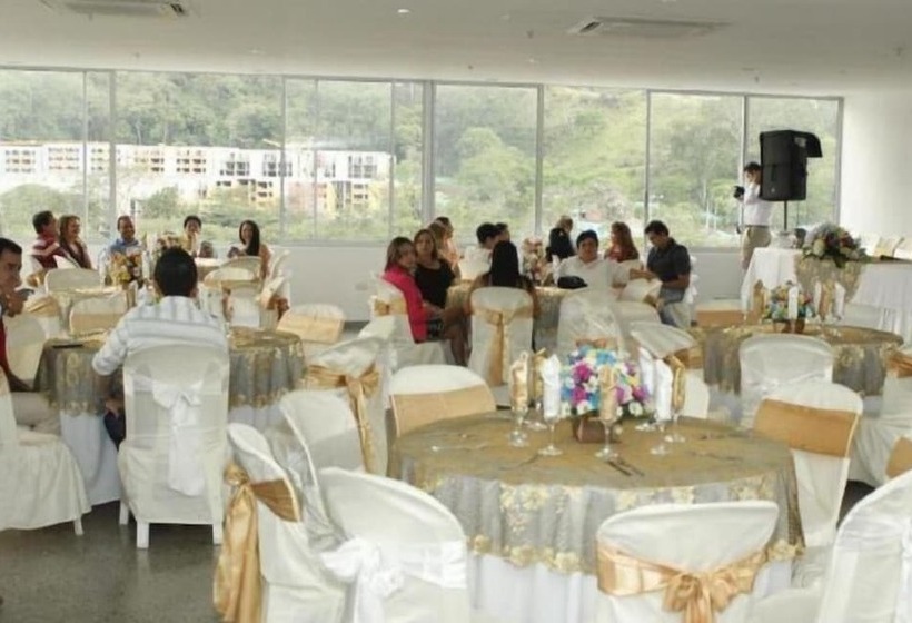 בית מלון כפרי Rivera Central