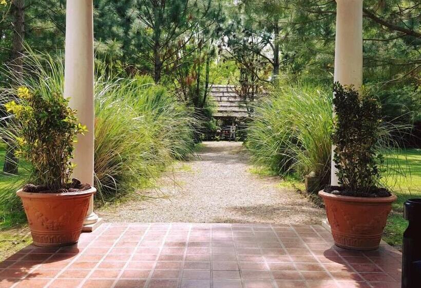 فندق ريفى Estancia Don Silvano