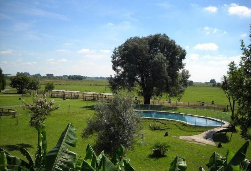 فندق ريفى Estancia Don Silvano