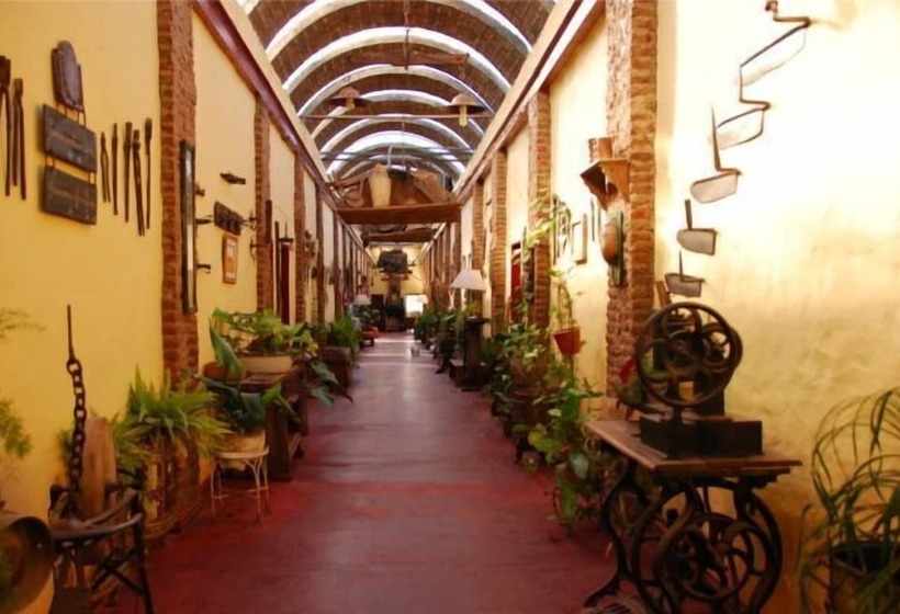 فندق ريفى Estancia Don Silvano