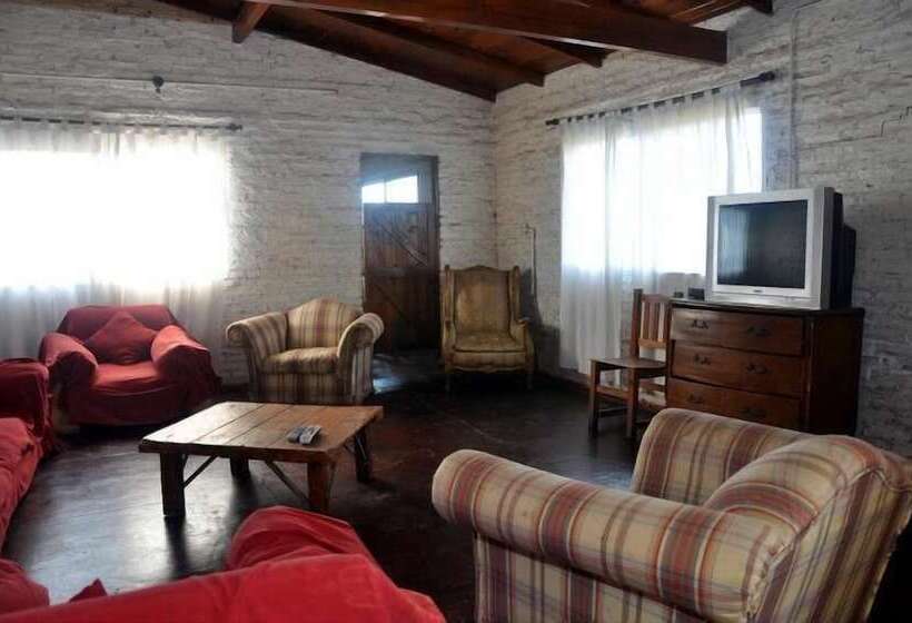 فندق ريفى Estancia Don Silvano