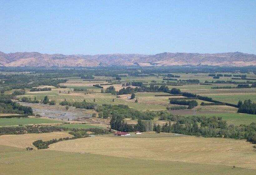 Сельский отель Pahau Downs