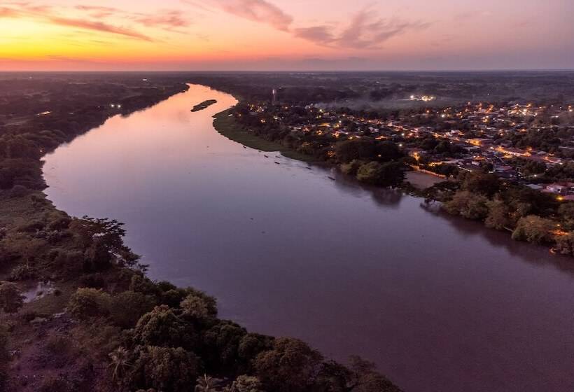 בית מלון כפרי San Rafael