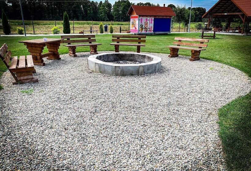 هتل & Spa Antyczny Dwór