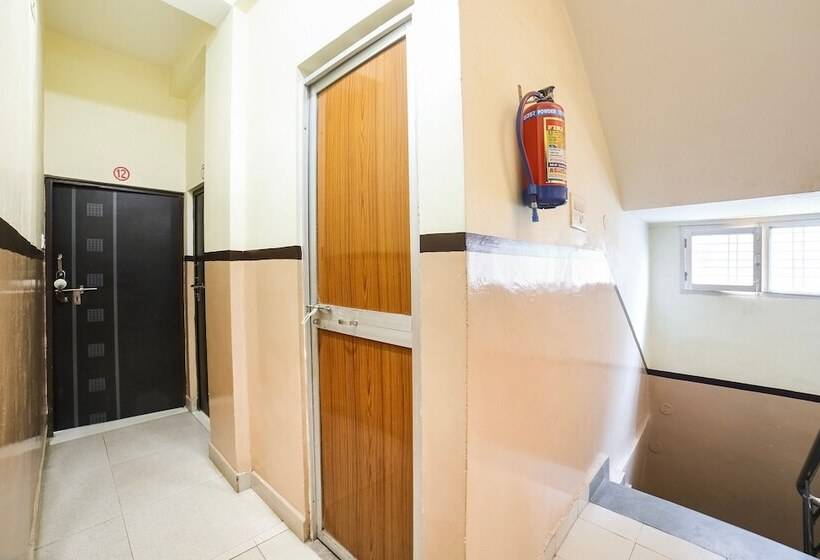 בית מלון כפרי Spot On 45291 Bharat Lodge