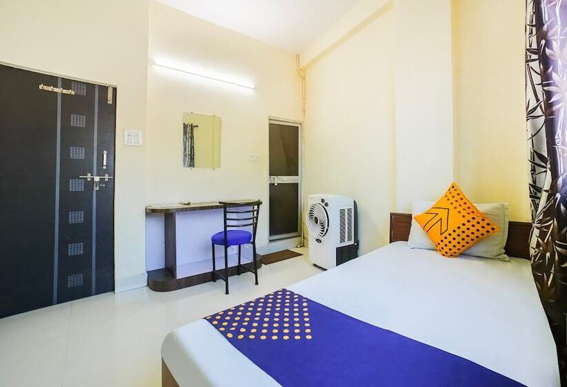 בית מלון כפרי Spot On 45291 Bharat Lodge