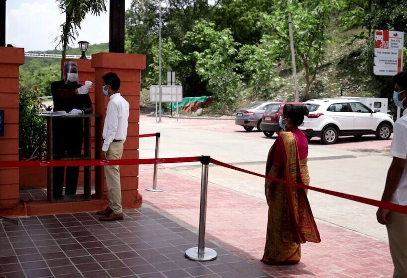 Hotel Statue Of Unity Tent City