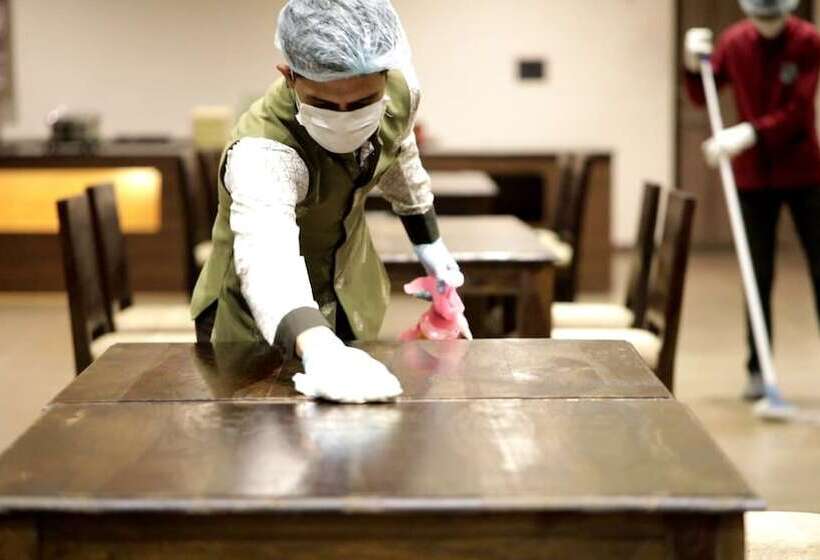 Hotel Statue Of Unity Tent City