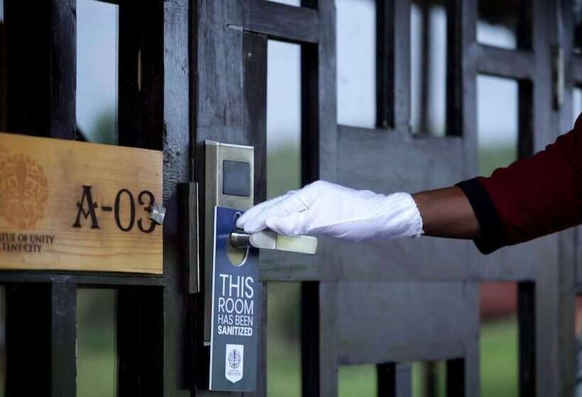 Hotel Statue Of Unity Tent City