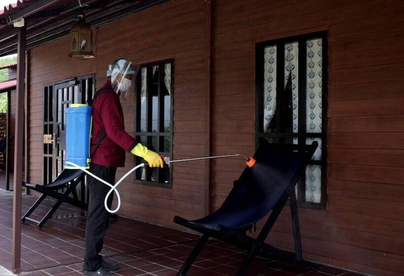 Hotel Statue Of Unity Tent City