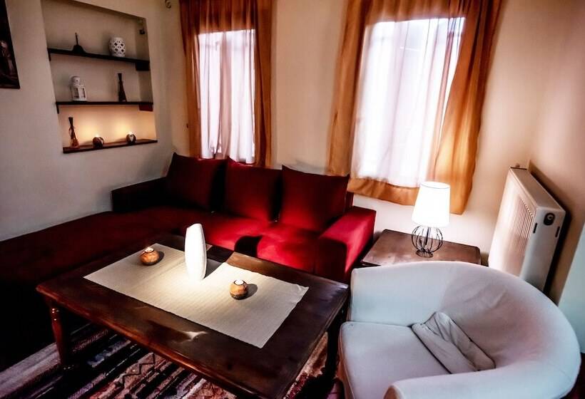 בית מלון כפרי Stis Elenas