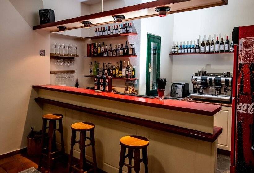 בית מלון כפרי Stis Elenas