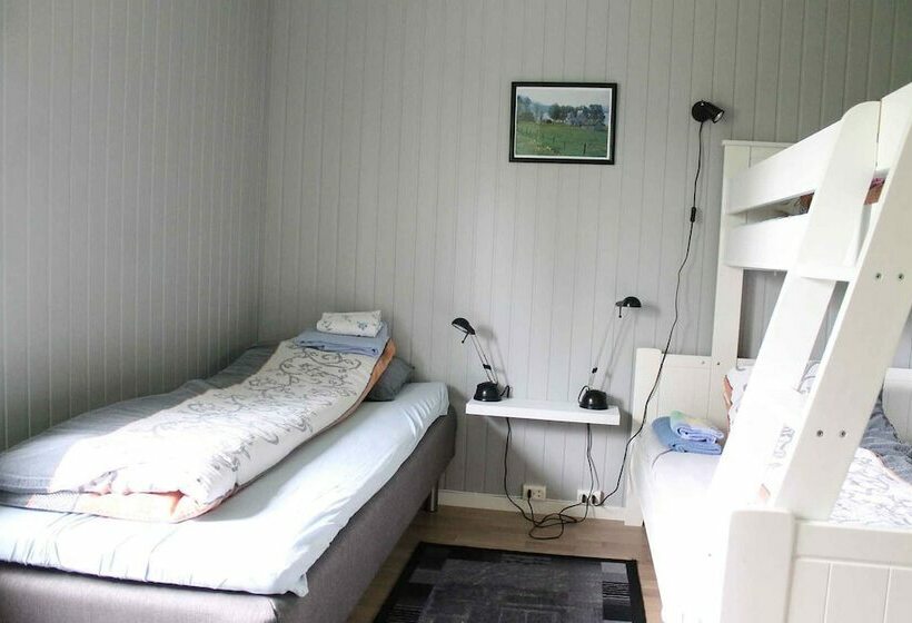 酒店 Svensby Tursenter