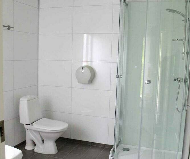 酒店 Svensby Tursenter