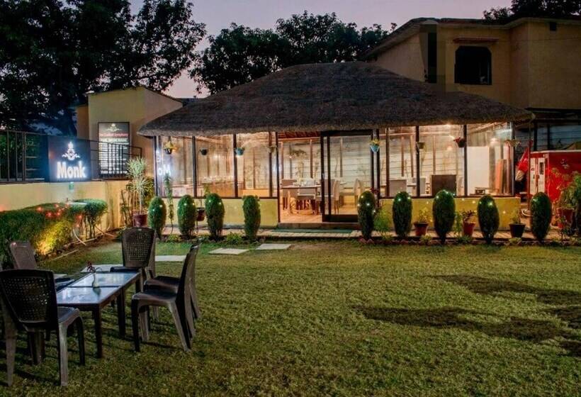 בית מלון כפרי Symphony By Devbhoomi Corbett Resort