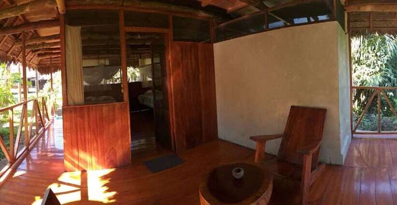 هتل Tres Chimbadas Lake Lodge