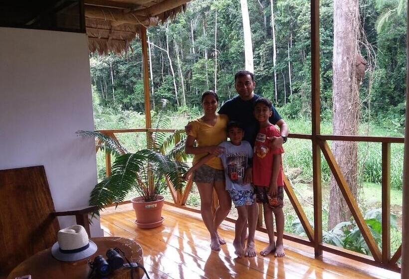 هتل Tres Chimbadas Lake Lodge