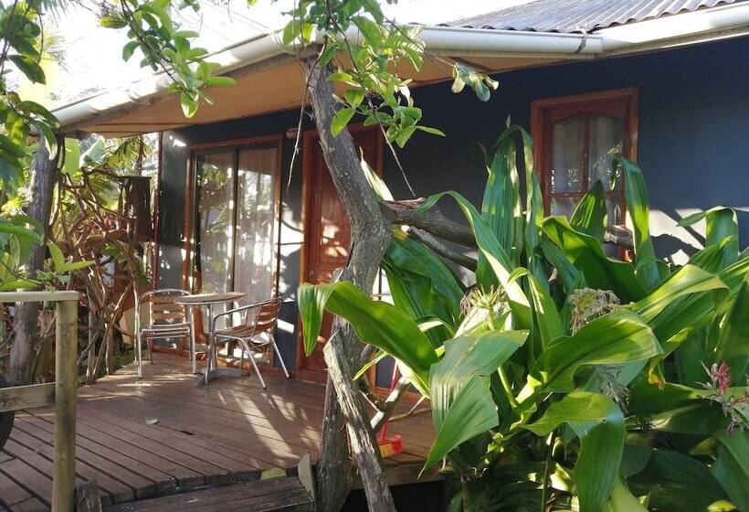 ホテル Tuava Lodge