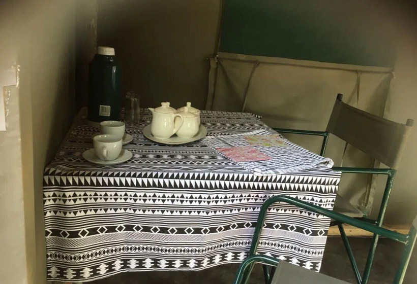 旅馆 Twyfelfontein Tented Camp