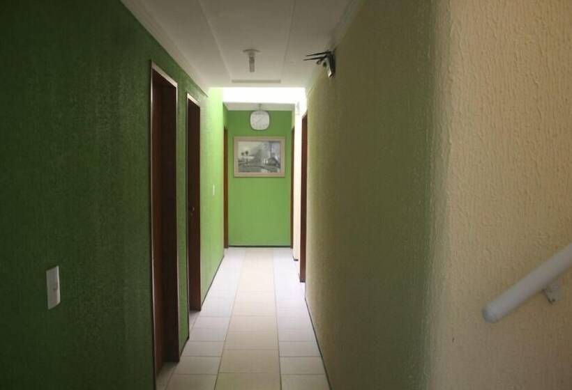 فندق Val Paraiso Pousada