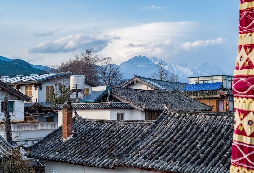 Hua Linglong Courtyard Inn