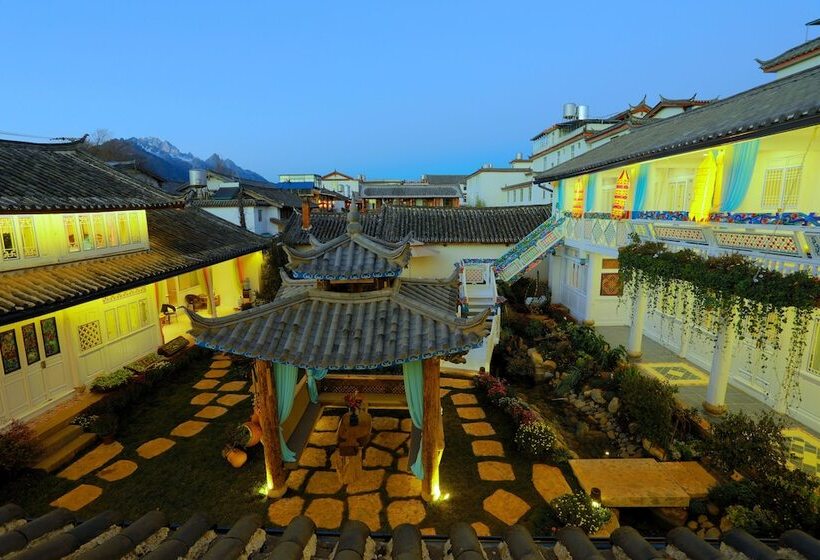 Hua Linglong Courtyard Inn