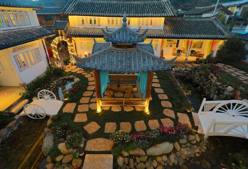 Hua Linglong Courtyard Inn