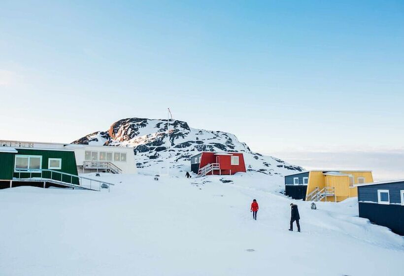 Inuk Hostels