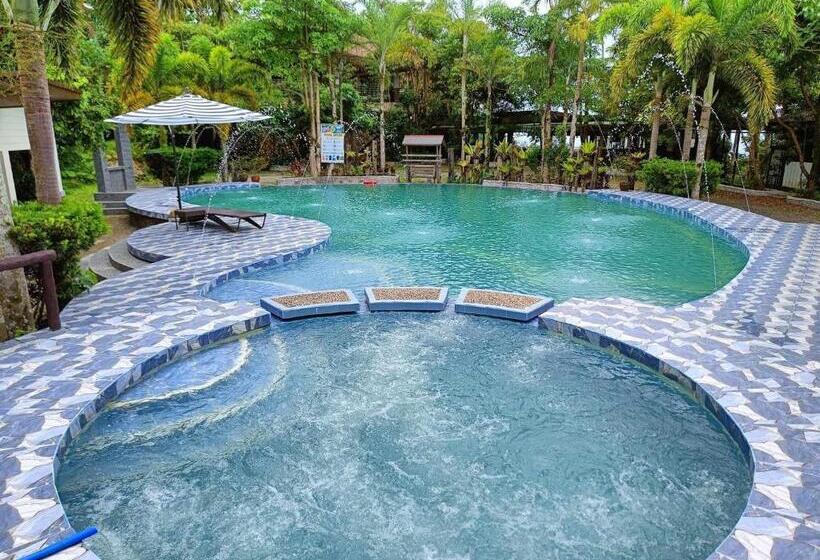 Kamayan Sa Palaisdaan Hotel And Resort