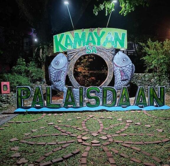 Kamayan Sa Palaisdaan Hotel And Resort