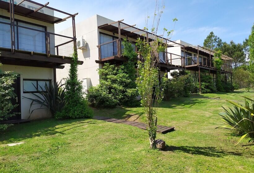 La Bonita Suites Punta Colorada