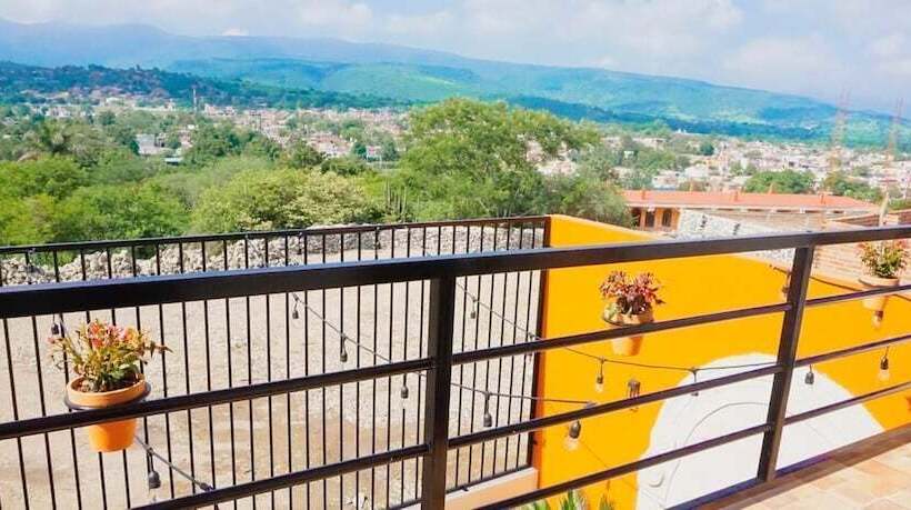 Las Margaritas Hostal