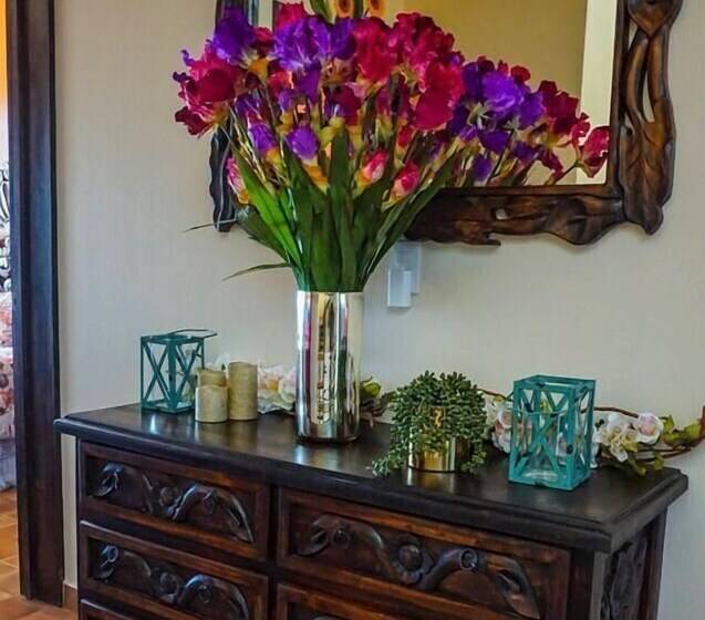 Las Margaritas Hostal