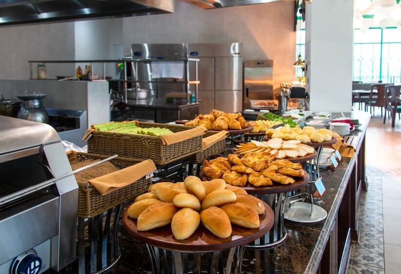 Le Champ Tu Le Resort Hot Spring & Spa